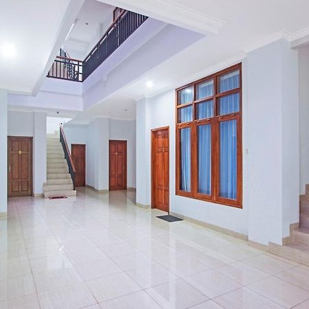 Reddoorz @ Plemburan Otel Sleman  Dış mekan fotoğraf